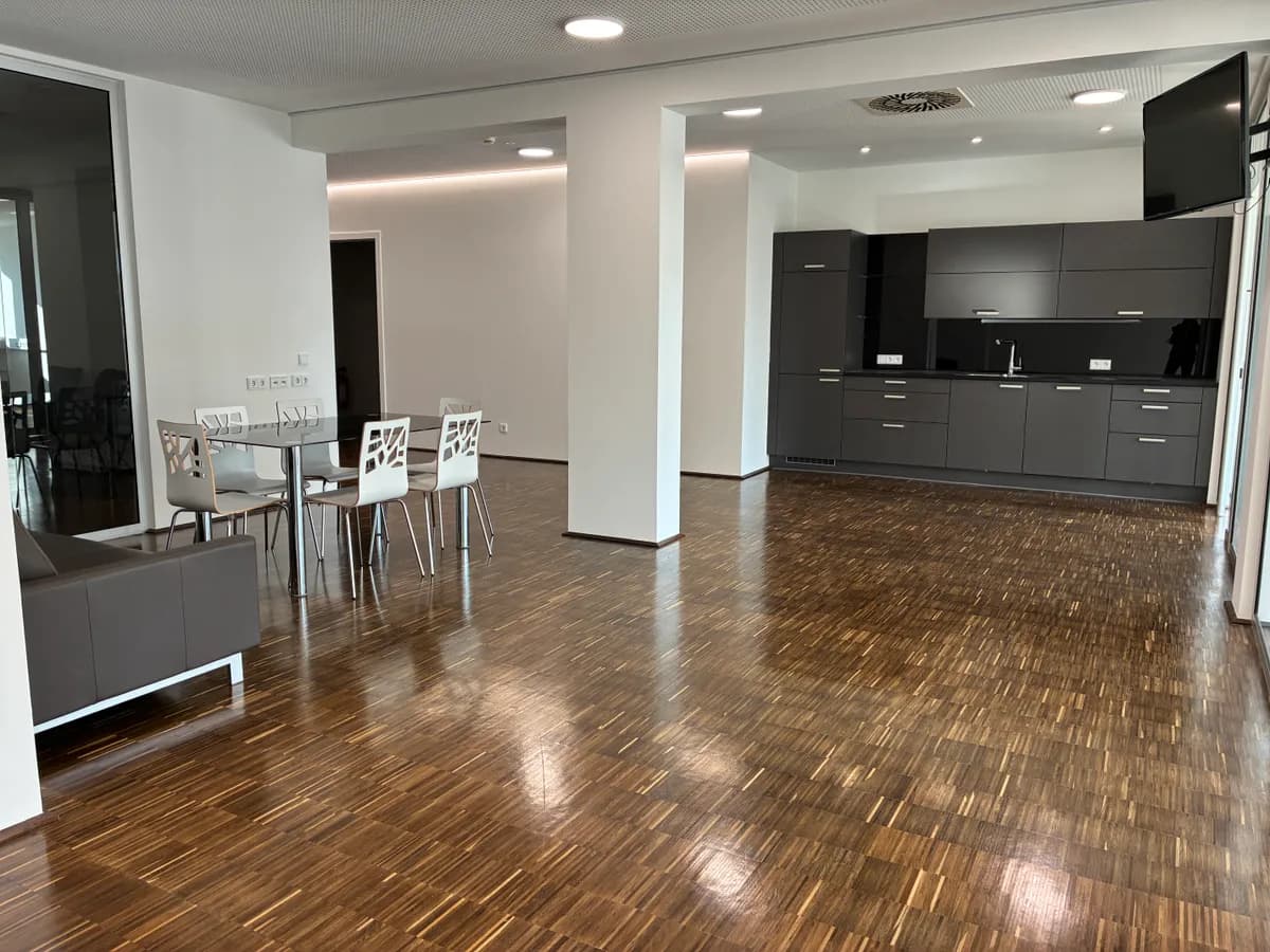 Gewerbeimmobilie mieten in Linz Land – 194 m², € 2.037 – Bild 5 von 21