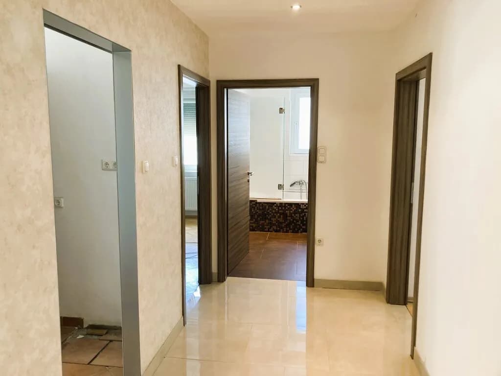 4-Zimmer-Wohnung kaufen in Wels – 100 m², € 249.000 – Bild 2 von 19