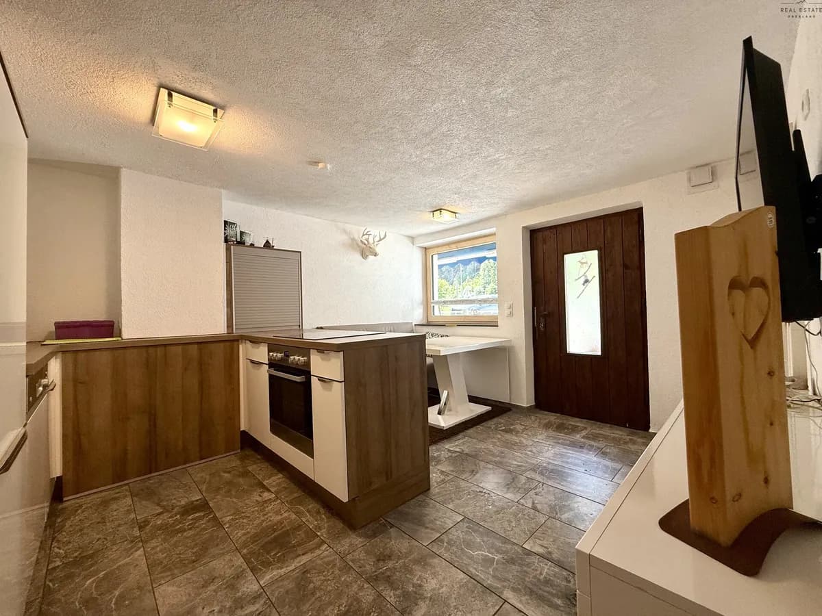 8-Zimmer-Haus kaufen in Landeck – 215 m², € 420.000 – Bild 31 von 41