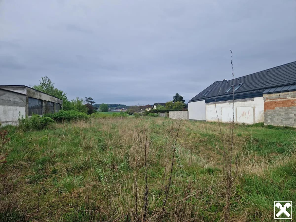Grundstück kaufen in Tulln – 2 311 m², € 499.000