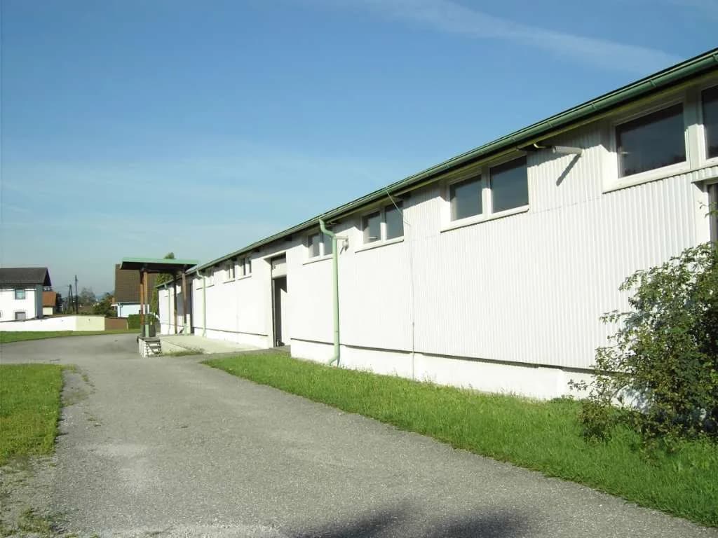Gewerbeimmobilie mieten in Bruck-Mürzzuschlag – 375 m², € 4 – Bild 2 von 3