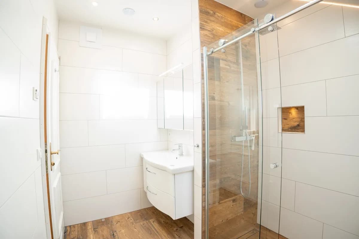 2-Zimmer-Wohnung mieten in Gmunden – 55 m², € 820 – Bild 3 von 12