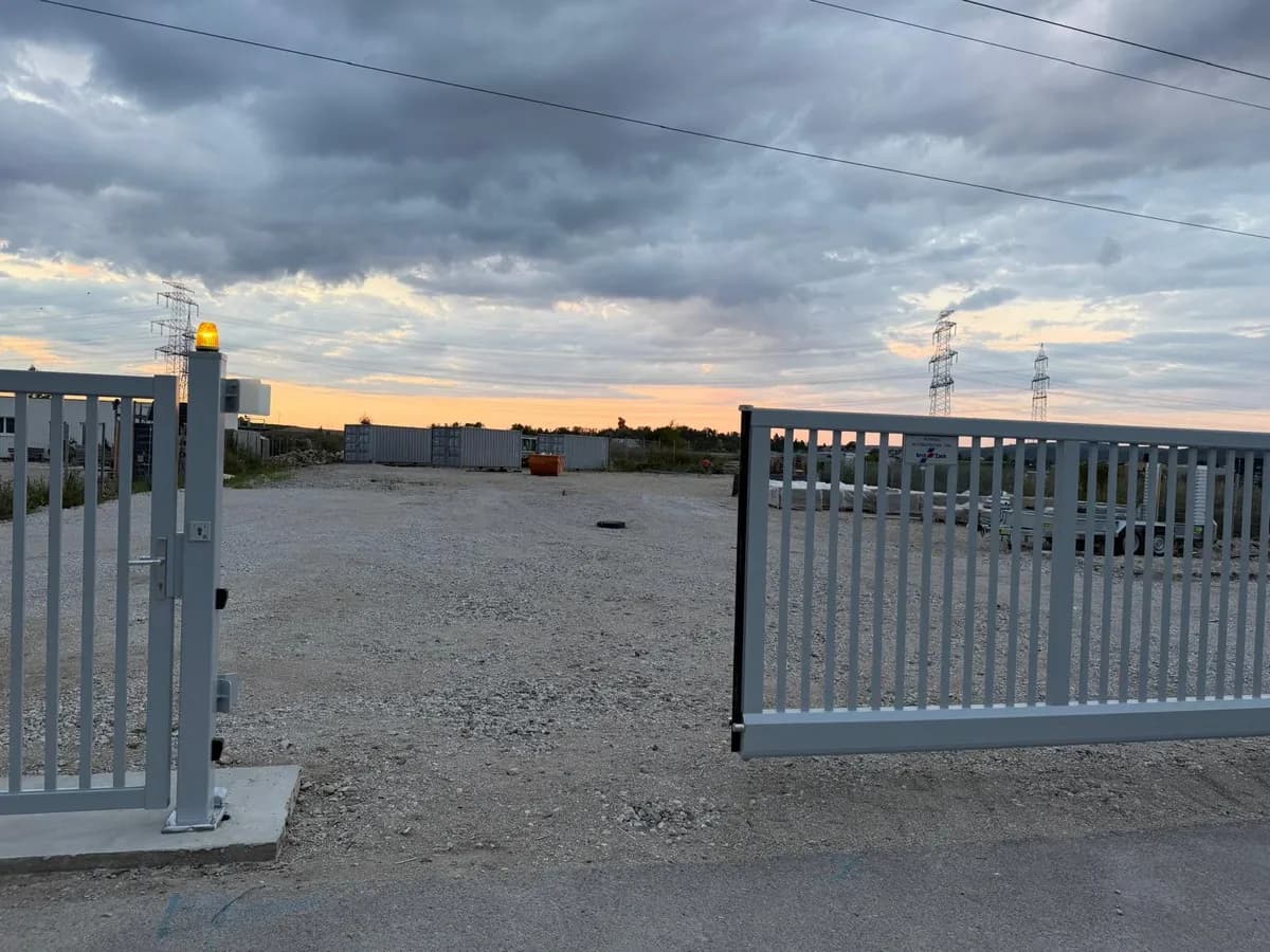 Gewerbeimmobilie mieten in Korneuburg – 100 m², € 3