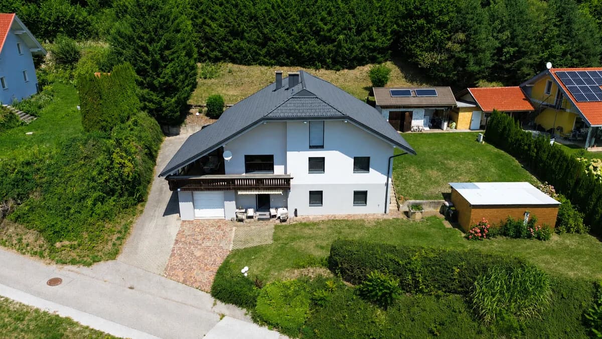 7-Zimmer-Haus kaufen in Klagenfurt Land – 178 m², € 725.000 – Bild 3 von 32