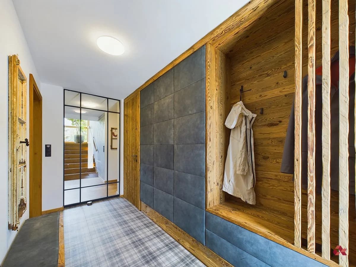 5-Zimmer-Haus mieten in Kufstein – 210 m², € 3.530 – Bild 2 von 25