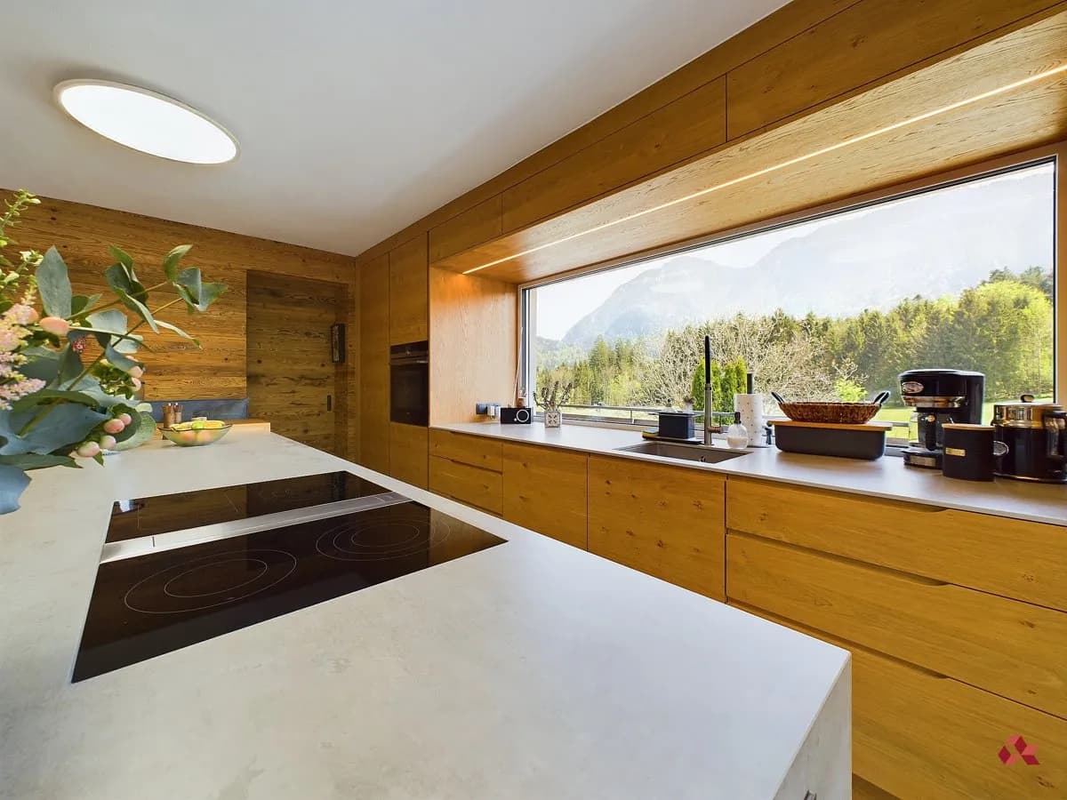 5-Zimmer-Haus mieten in Kufstein – 210 m², € 3.530 – Bild 8 von 25