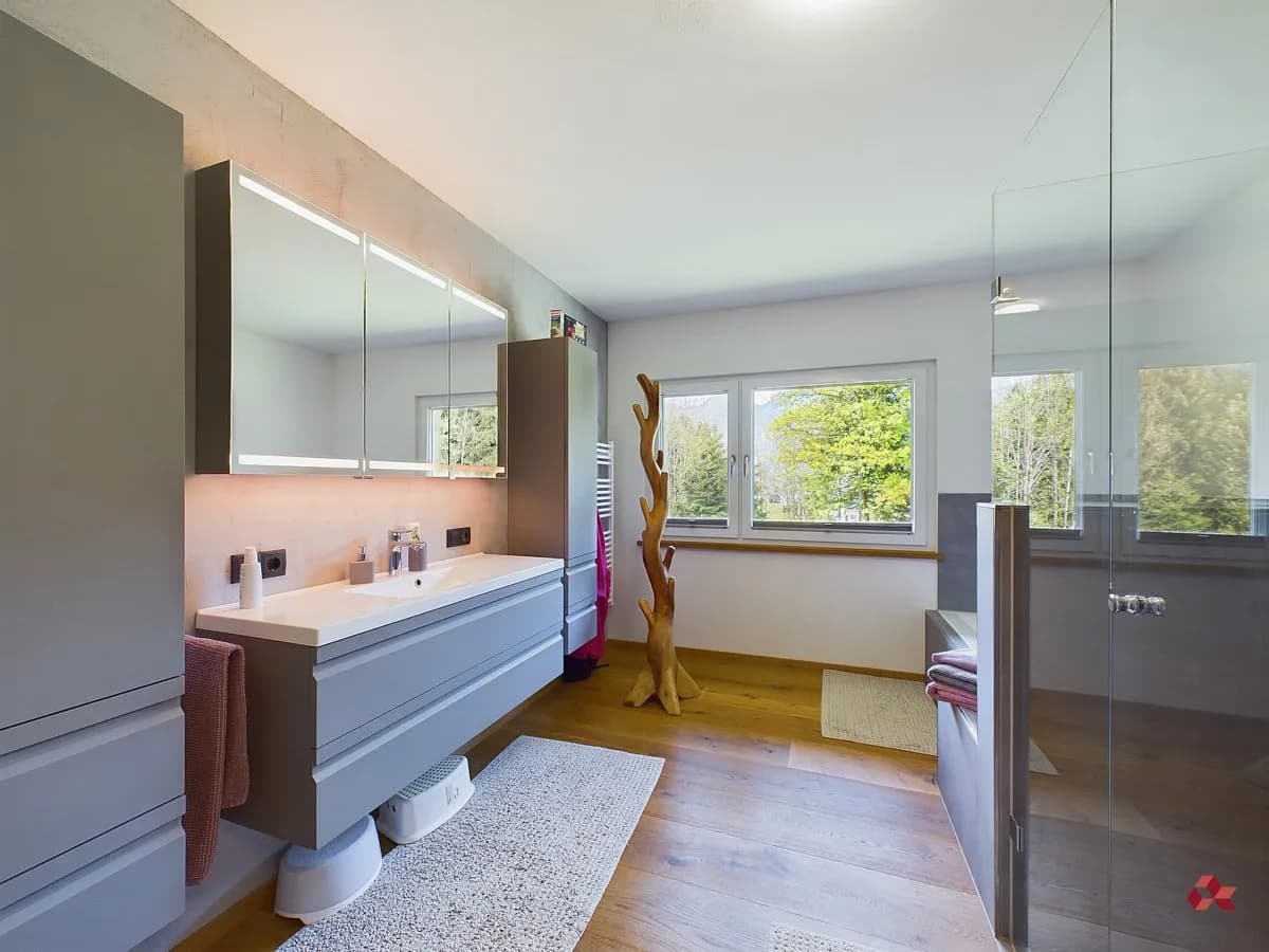 5-Zimmer-Haus mieten in Kufstein – 210 m², € 3.530 – Bild 13 von 25
