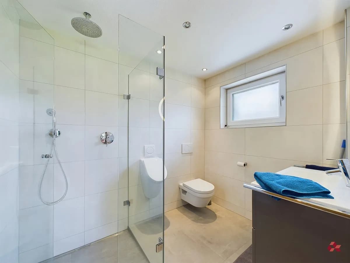 5-Zimmer-Haus mieten in Kufstein – 210 m², € 3.530 – Bild 17 von 25