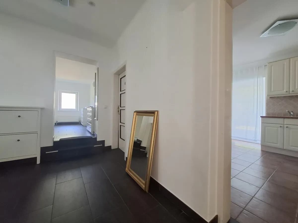 7-Zimmer-Haus mieten in Steyr – 190 m², € 2.026 – Bild 10 von 42