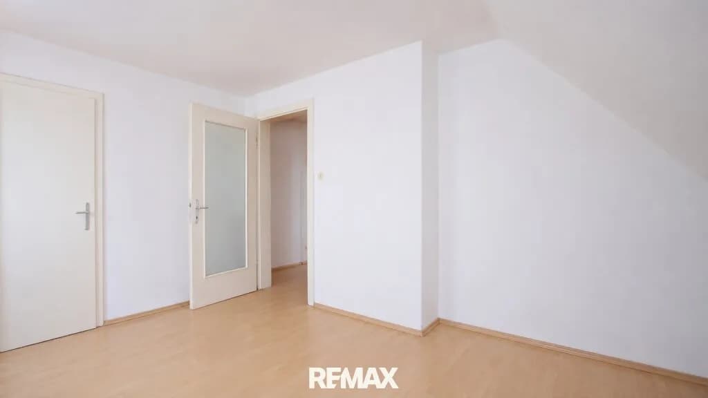 8-Zimmer-Haus kaufen in Graz – 200 m², € 270.000 – Bild 9 von 33