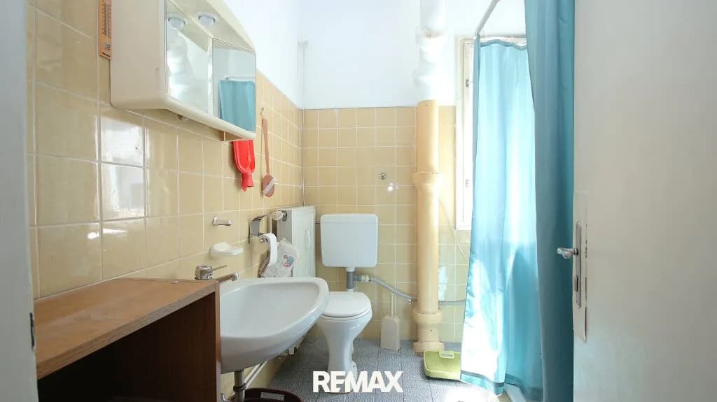 8-Zimmer-Haus kaufen in Graz – 200 m², € 270.000 – Bild 21 von 33