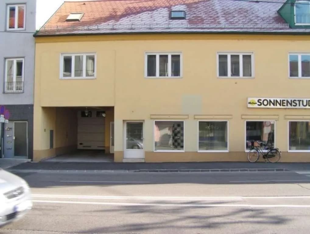 Gewerbeimmobilie mieten in Wiener Neustadt – 94 m², € 933