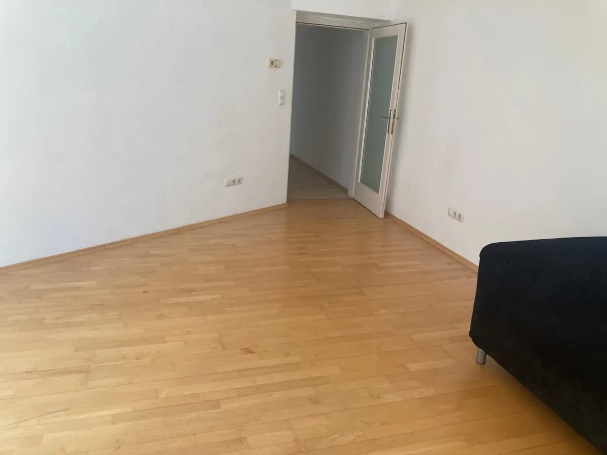 2-Zimmer-Wohnung mieten in Wien – 75 m², € 1.290 – Bild 2 von 8