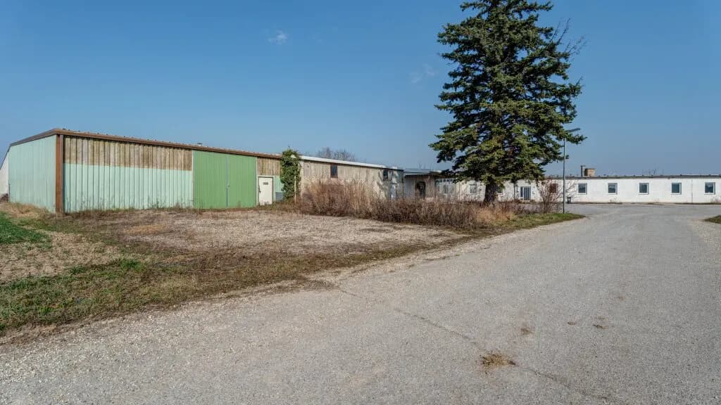 Immobilie mieten in Gänserndorf – 2 858 m², € 8.574 – Bild 6 von 35