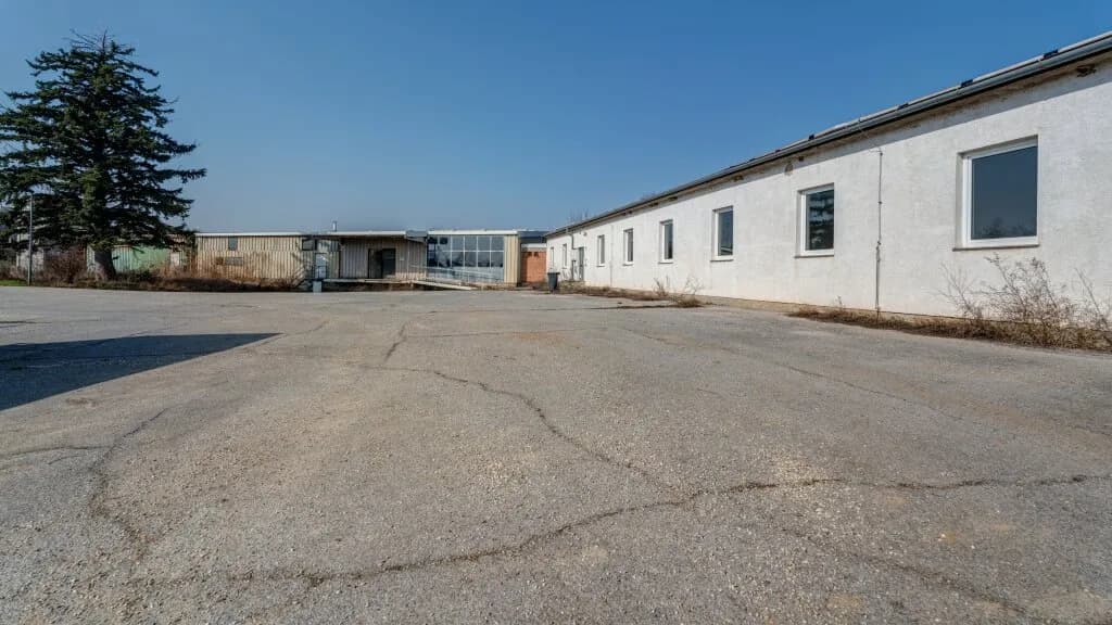 Immobilie mieten in Gänserndorf – 2 858 m², € 8.574 – Bild 7 von 35