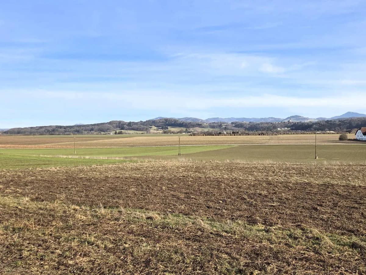 Grundstück kaufen in Steyr-Land – 1 531 m², € 220.000