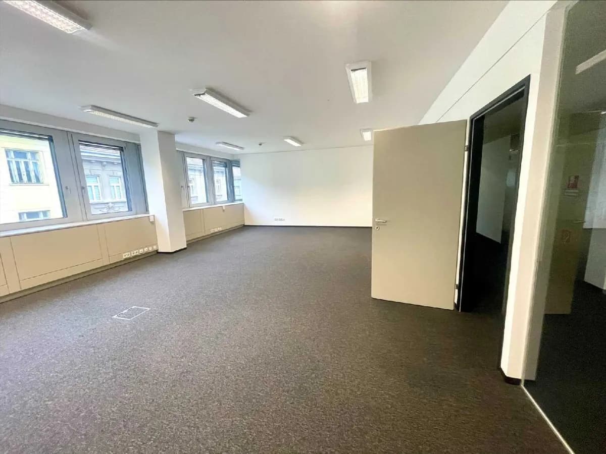 12-Zimmer-Gewerbeimmobilie mieten in Wien – 600 m², € 10.424 – Bild 4 von 17