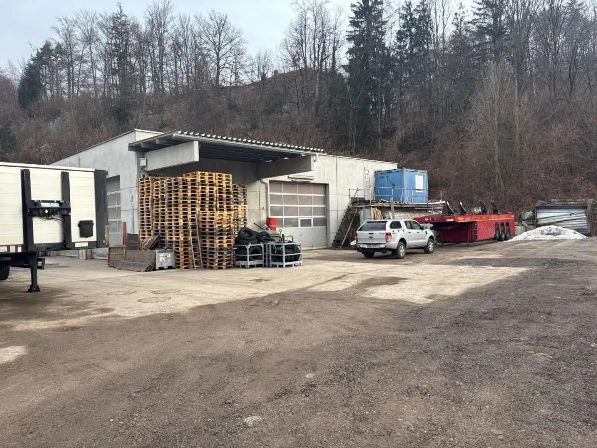 Gewerbeimmobilie kaufen in Hallein – 305 m², € 1.499.000