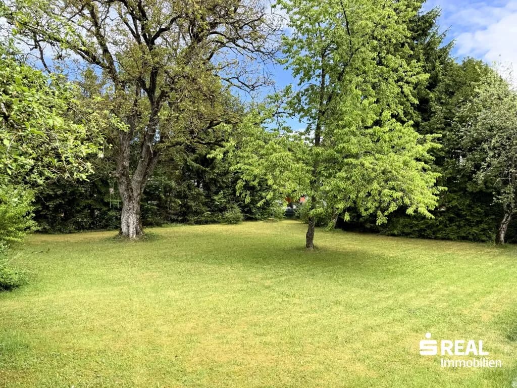 Grundstück kaufen in Gmunden – 790 m², € 189.600