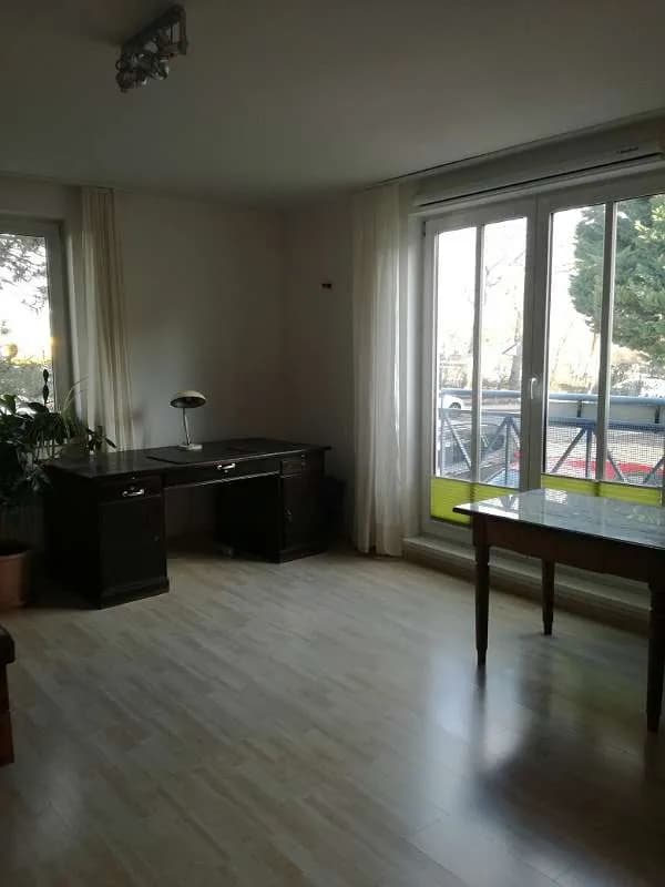 2-Zimmer-Wohnung mieten in Baden – 53 m², € 800 – Bild 1 von 6