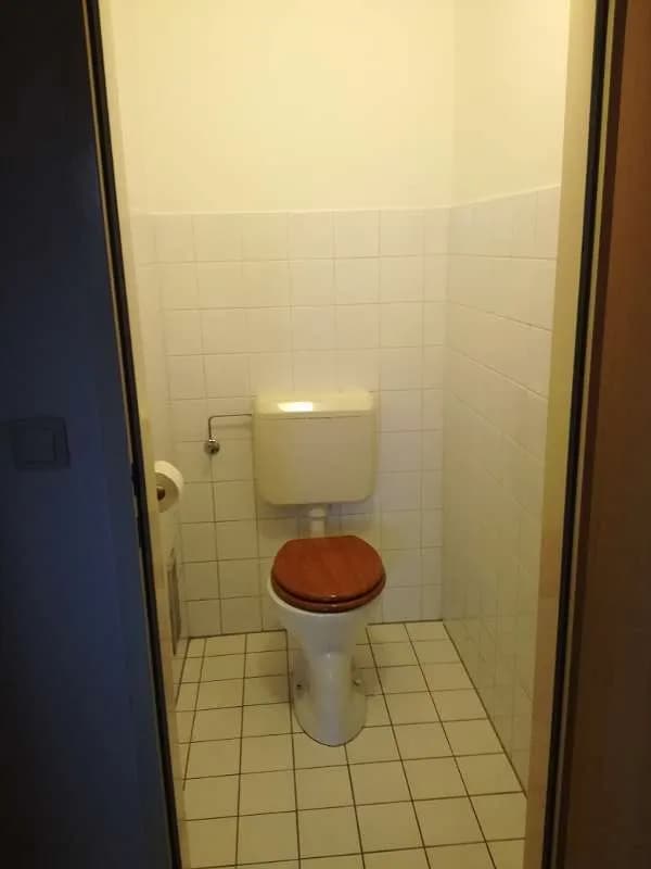 2-Zimmer-Wohnung mieten in Baden – 53 m², € 800 – Bild 4 von 6