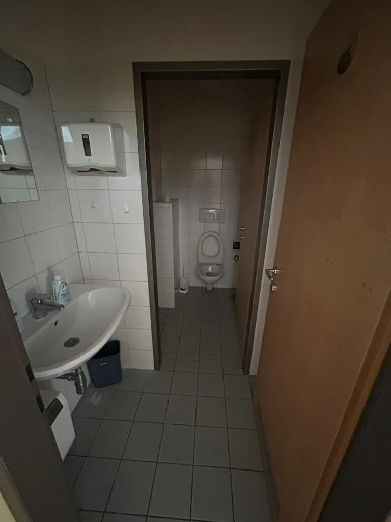 Gewerbeimmobilie mieten in Feldkirchen – 172,92 m², € 1.503 – Bild 16 von 21