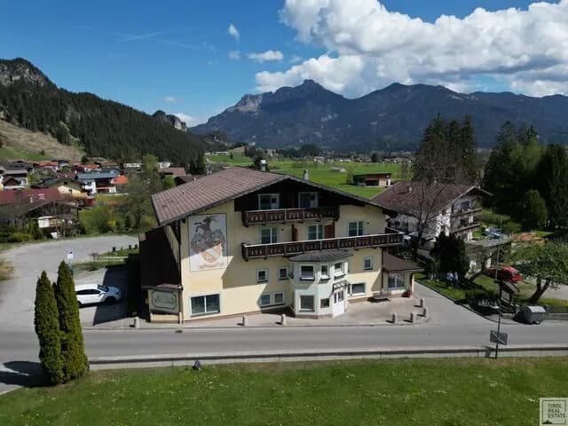 12-Zimmer-Gewerbeimmobilie kaufen in Reutte – 2 838 m², € 2.700.000