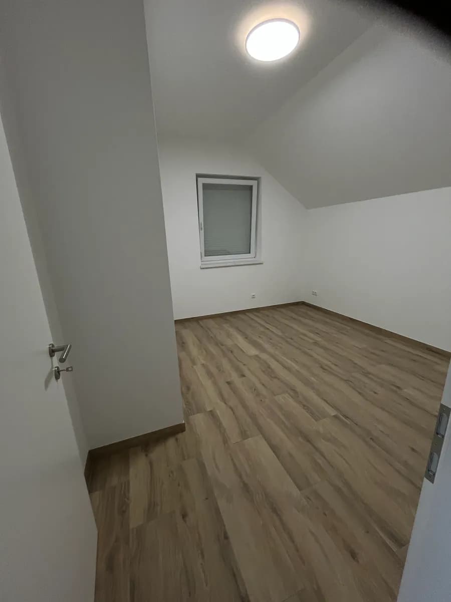 6-Zimmer-Wohnung mieten in Grieskirchen – 75 m², € 875 – Bild 8 von 17