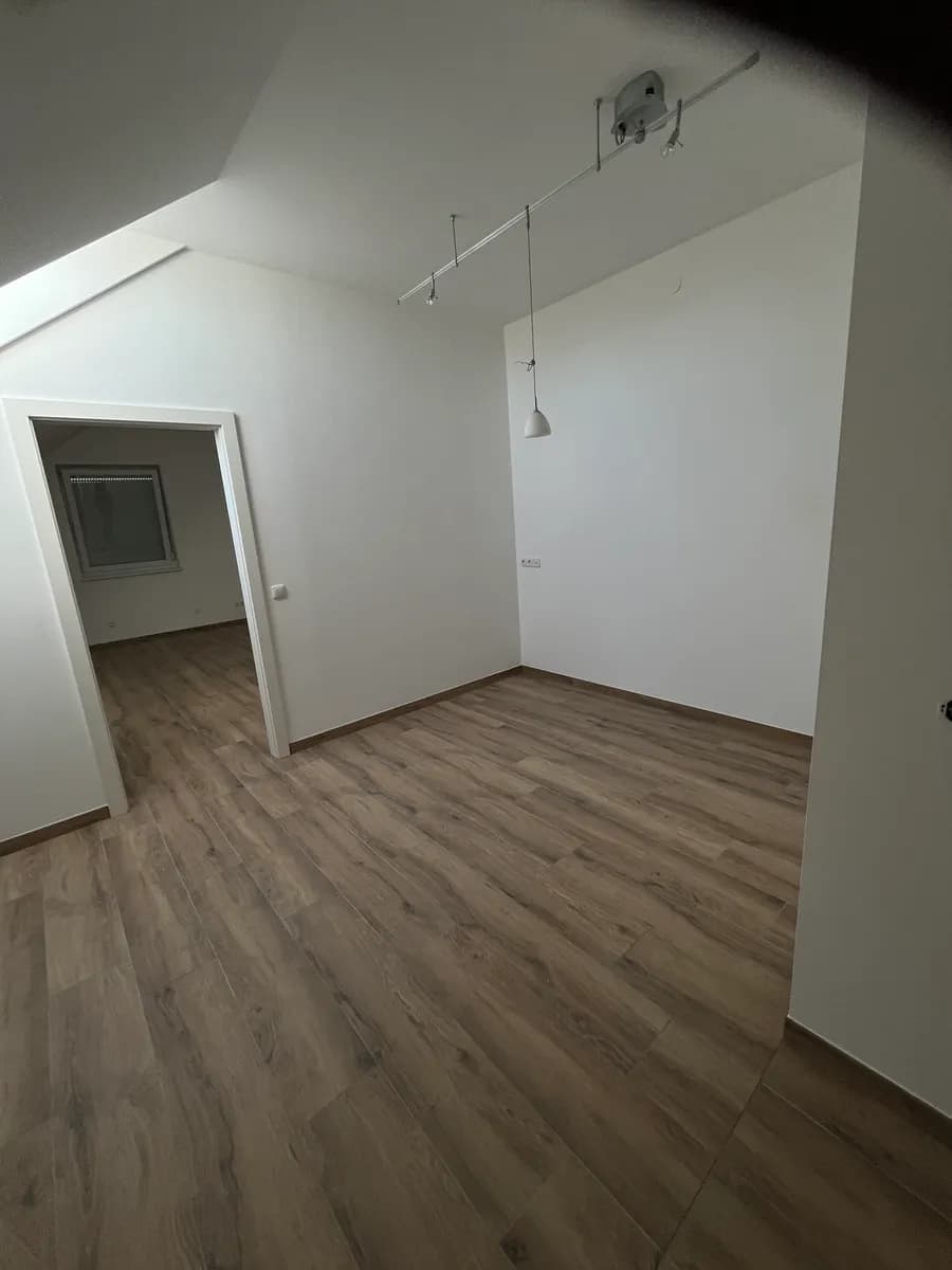 6-Zimmer-Wohnung mieten in Grieskirchen – 75 m², € 875 – Bild 11 von 17
