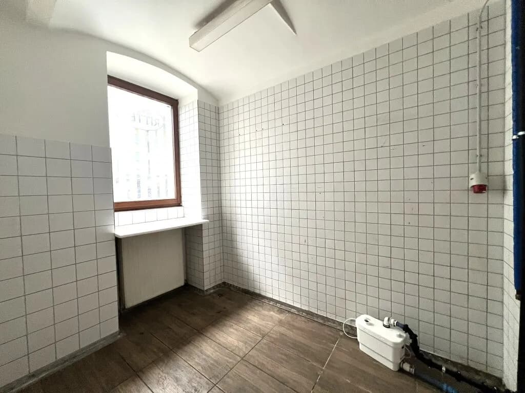 Gewerbeimmobilie mieten in Wien – 311 m², € 4.686 – Bild 19 von 20