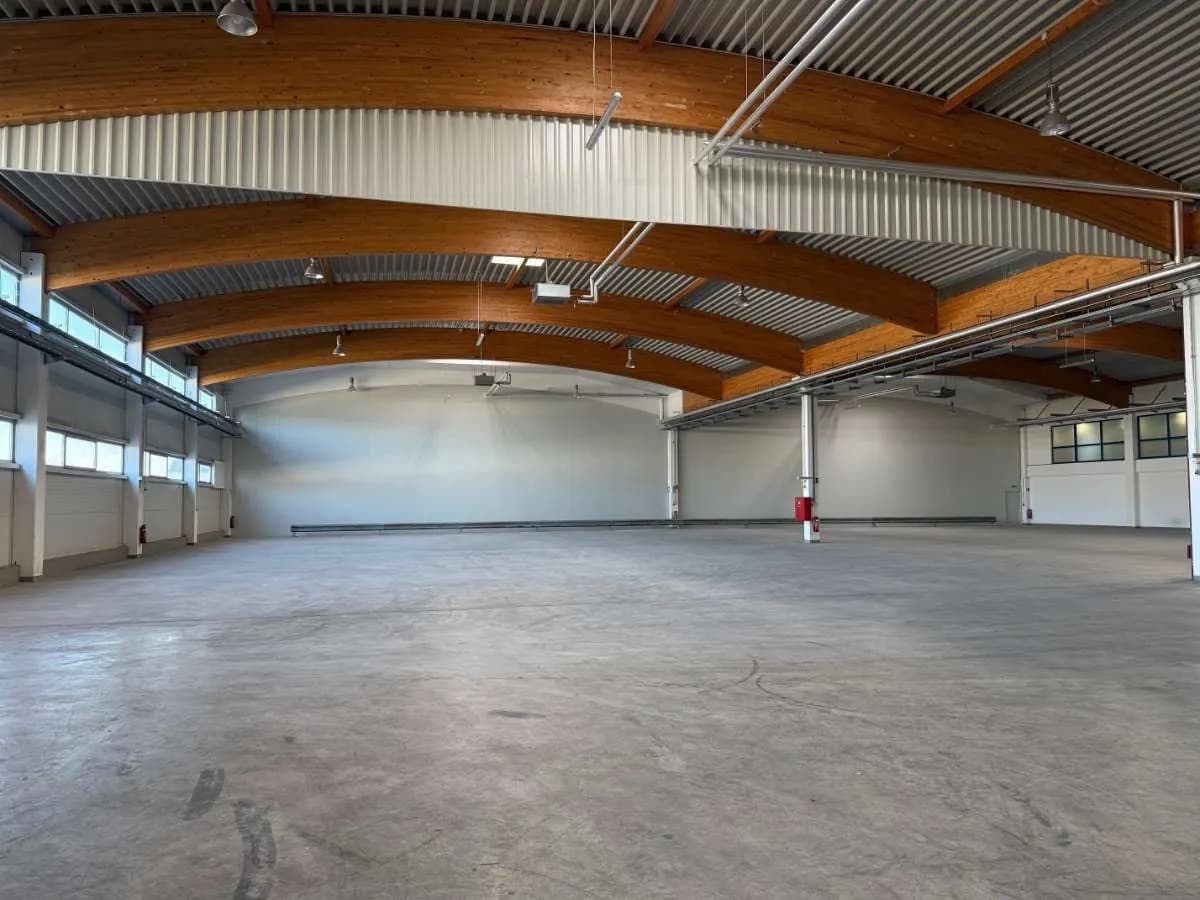 Gewerbeimmobilie mieten in Eisenstadt - Umgebung – 3 029 m², € 6 – Bild 7 von 9