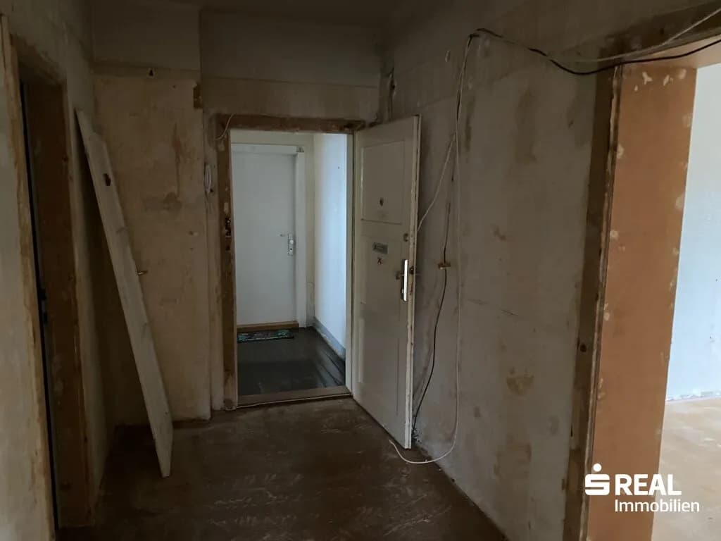 4-Zimmer-Wohnung kaufen in Linz – 94 m², € 219.000 – Bild 4 von 16