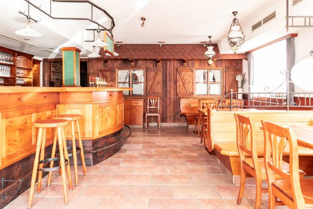 4-Zimmer-Gewerbeimmobilie kaufen in Rohrbach – 371 m², € 195.000