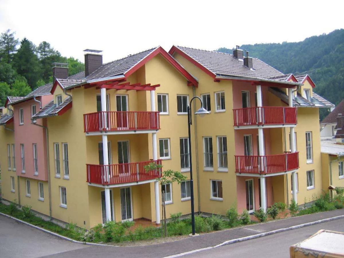 3-Zimmer-Wohnung mieten in Neunkirchen – 75,87 m², € 779 – Bild 1 von 7