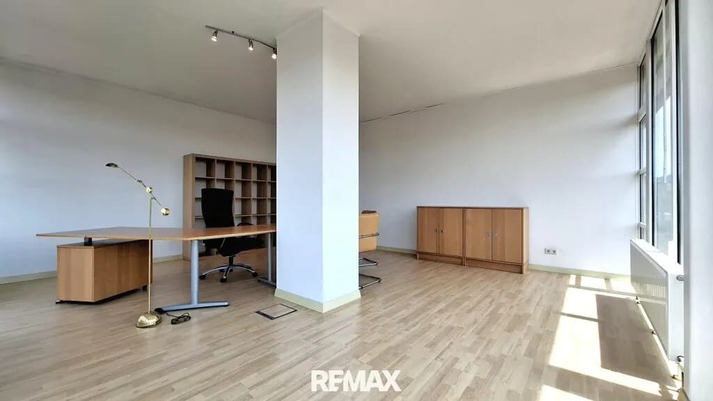 4-Zimmer-Gewerbeimmobilie mieten in Salzburg-Umgebung – 142 m², € 2.000 – Bild 4 von 11