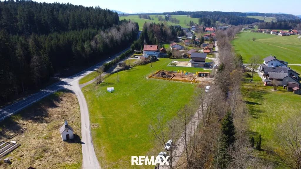 Grundstück kaufen in Vöcklabruck – 608 m², € 91.200