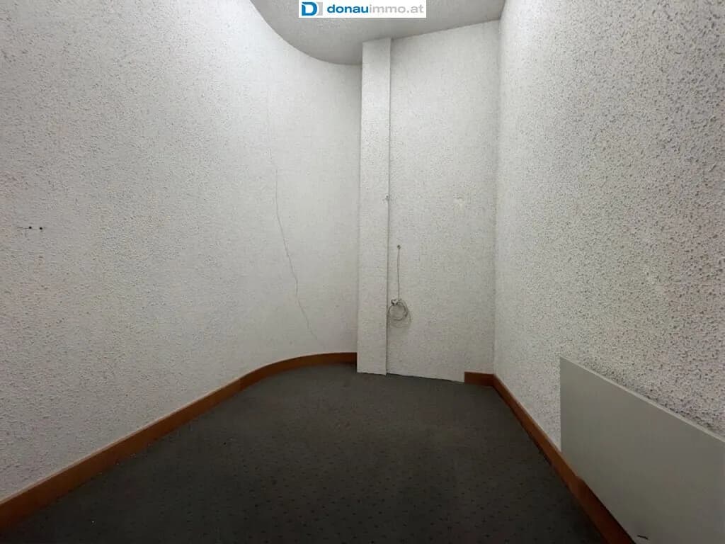 5-Zimmer-Gewerbeimmobilie kaufen in Horn – 184 m², € 149.000 – Bild 7 von 11