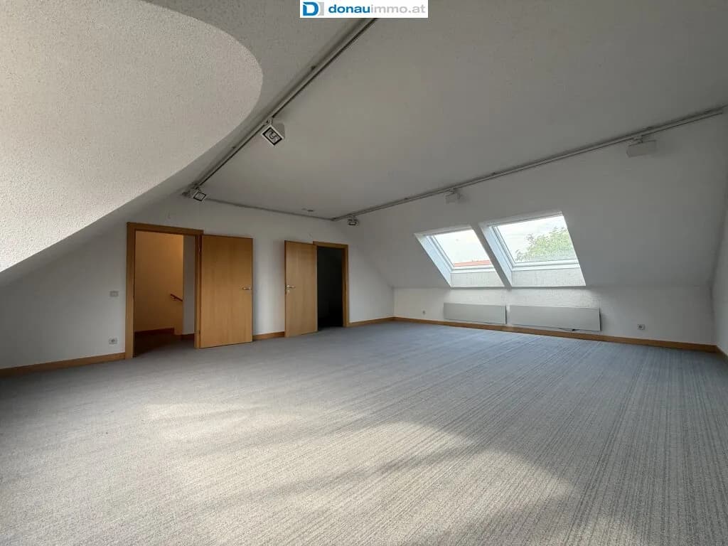 5-Zimmer-Gewerbeimmobilie kaufen in Horn – 184 m², € 149.000 – Bild 9 von 11
