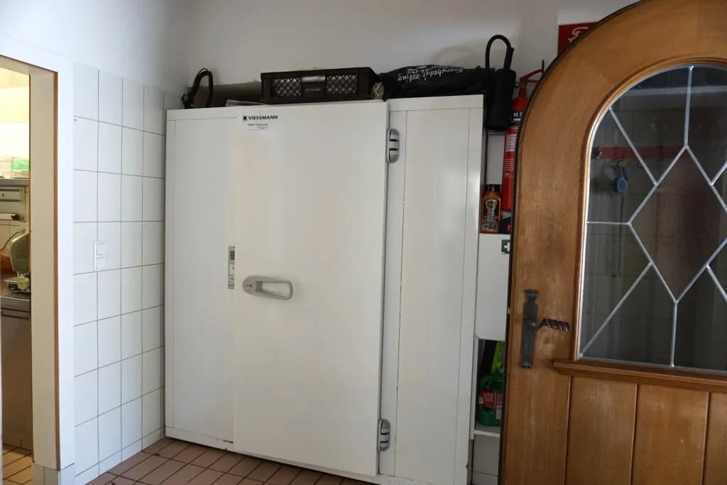 Gewerbeimmobilie mieten in Innsbruck-Land – 371,62 m², € 3.000 – Bild 31 von 38