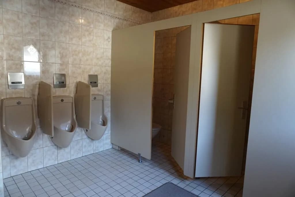 Gewerbeimmobilie mieten in Innsbruck-Land – 371,62 m², € 3.000 – Bild 37 von 38