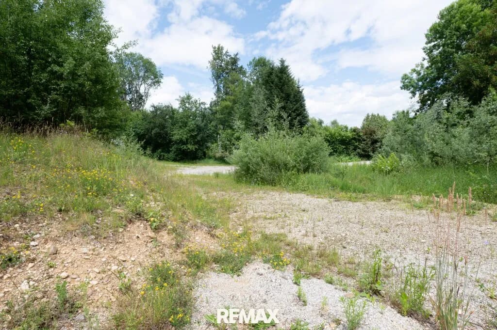 Grundstück kaufen in Braunau am Inn – 3 502 m², € 589.000 – Bild 2 von 10