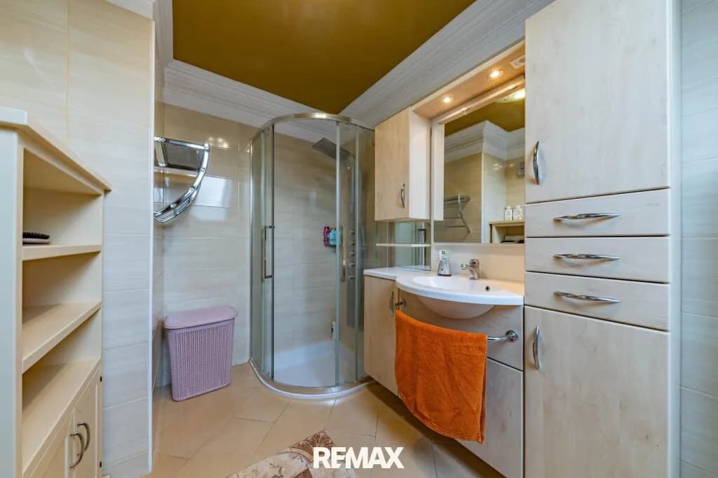 5-Zimmer-Haus kaufen in Hollabrunn – 229 m², € 550.000 – Bild 30 von 53