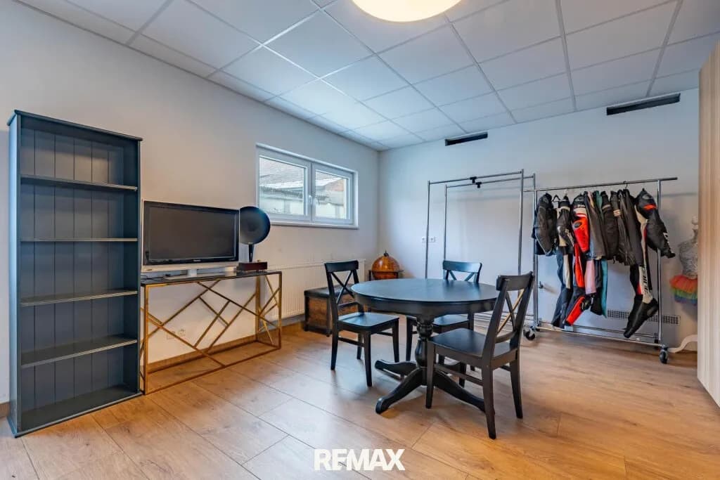 5-Zimmer-Haus kaufen in Hollabrunn – 229 m², € 550.000 – Bild 32 von 53