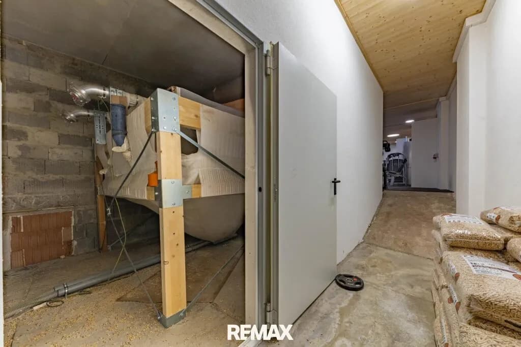5-Zimmer-Haus kaufen in Hollabrunn – 229 m², € 550.000 – Bild 45 von 53