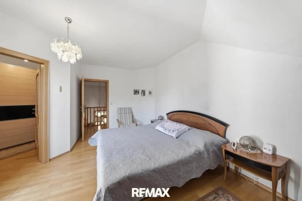 6-Zimmer-Haus kaufen in Hollabrunn – 198 m², € 698.000 – Bild 26 von 46