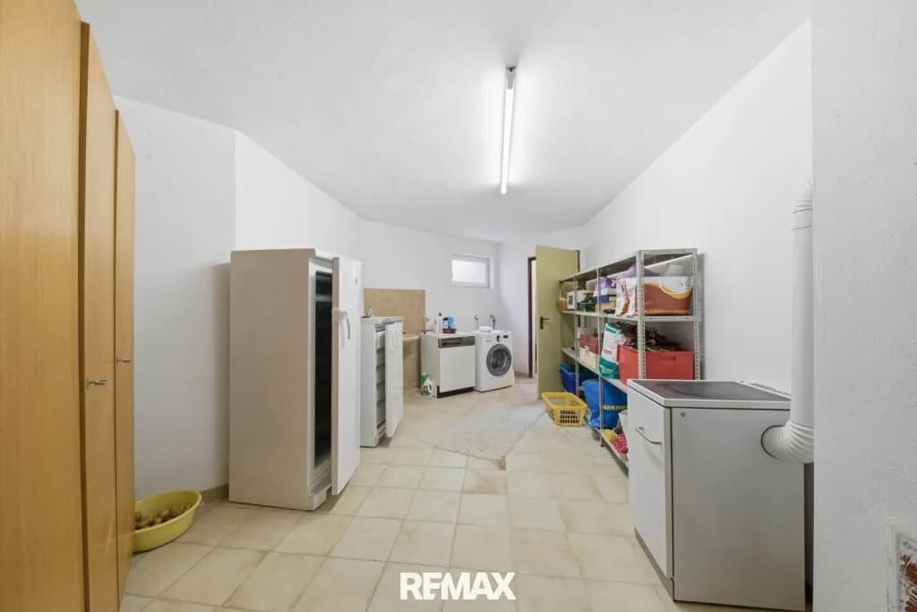 6-Zimmer-Haus kaufen in Hollabrunn – 198 m², € 698.000 – Bild 42 von 46