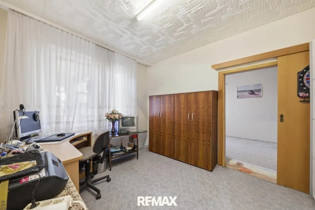 6-Zimmer-Haus kaufen in Tulln – 145 m², € 375.000 – Bild 25 von 27