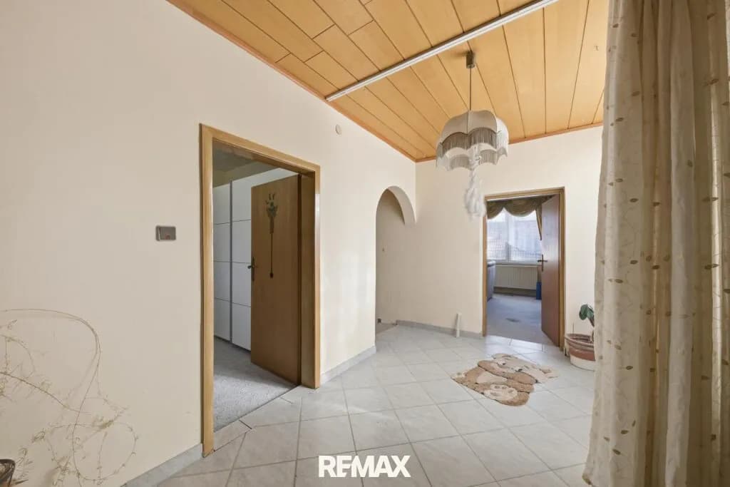 6-Zimmer-Haus kaufen in Tulln – 145 m², € 375.000 – Bild 26 von 27