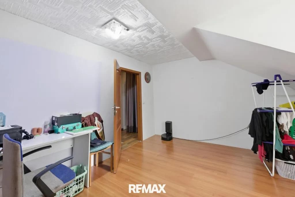 19-Zimmer-Gewerbeimmobilie kaufen in Wiener Neustadt Land – 530 m², € 600.000 – Bild 29 von 41