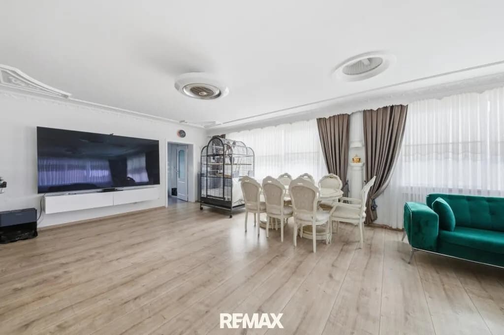 19-Zimmer-Gewerbeimmobilie kaufen in Wiener Neustadt Land – 530 m², € 600.000 – Bild 38 von 41